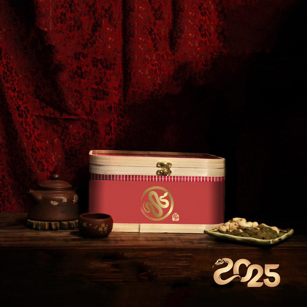 Set quà tặng Tết Nguyên Đán Ất Tỵ 2025